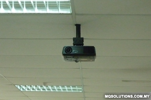Fixing LCD Projectors For Schools In Penang 27