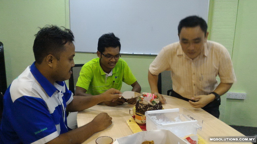 mq-staff-bday-oct2015-02