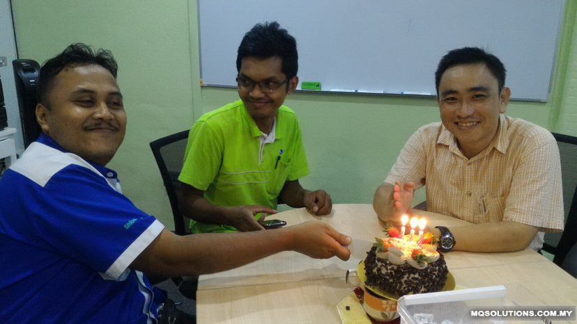 mq-staff-bday-oct2015-10